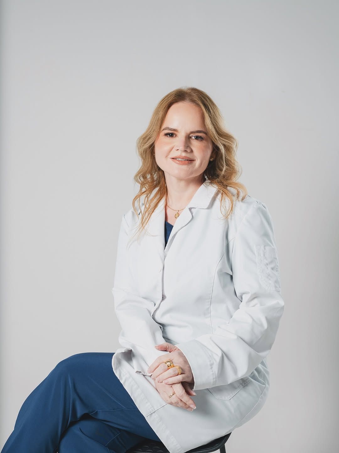 Dra. Katherina Angelats